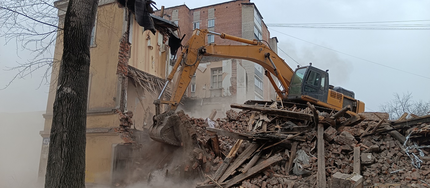 Услуги по сносу и демонтажу старых домов, строений и сооружений в Октябрьске