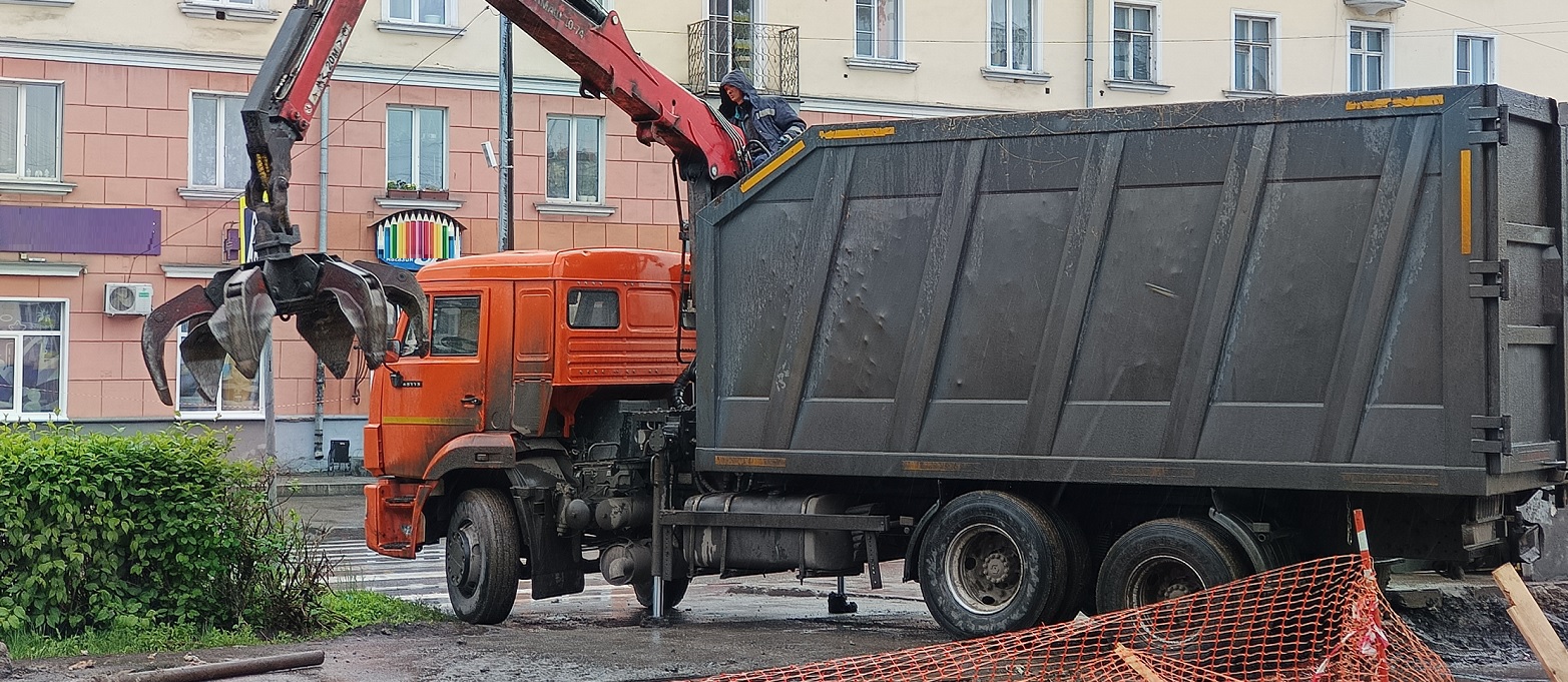 Услуги по ремонту ломовозов в Октябрьске